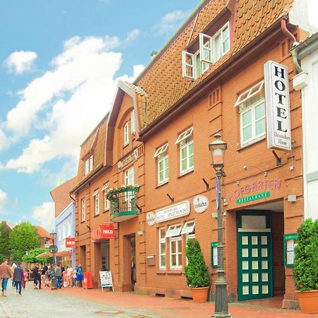 Hotel Deutsches Haus Heiligenhafen Exterior photo